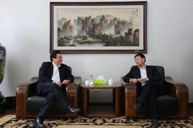 1551075560584903.jpg 5-谭天伟校长座谈.jpg
